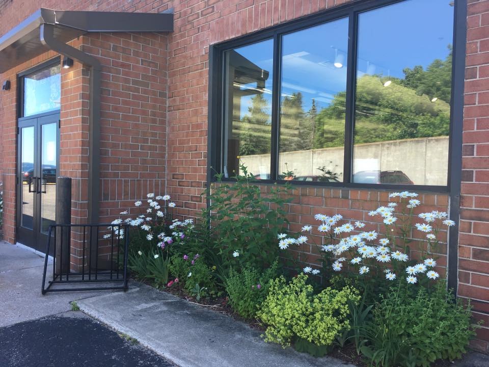 Munising School Public Library